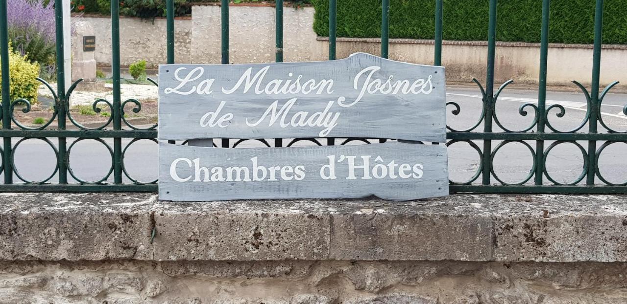 La Maison Josnes De Mady Exteriér fotografie